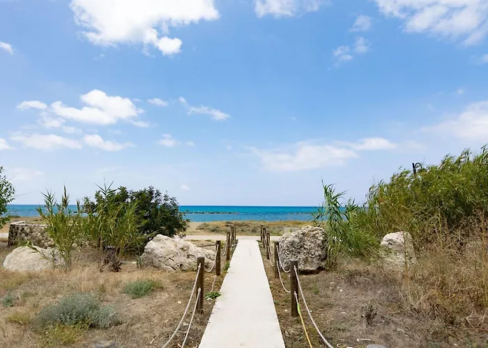 Front 3-schlafzimmer-villa - 1- Linie Vom By Interhome * ラッチ