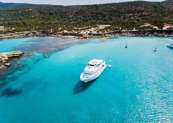 Front 3-schlafzimmer-villa - 1- Linie Vom By Interhome Lachi