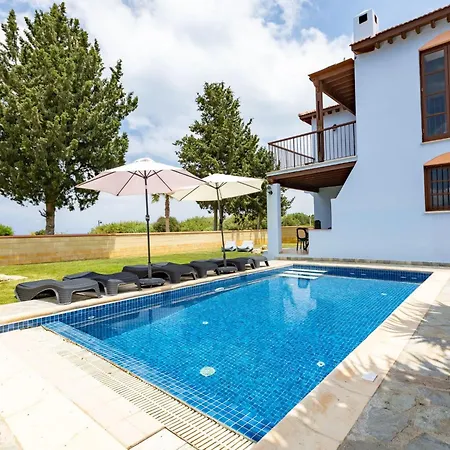 Front 3-schlafzimmer-villa - 1- Linie Vom By Interhome Hébergement de vacances Latchi